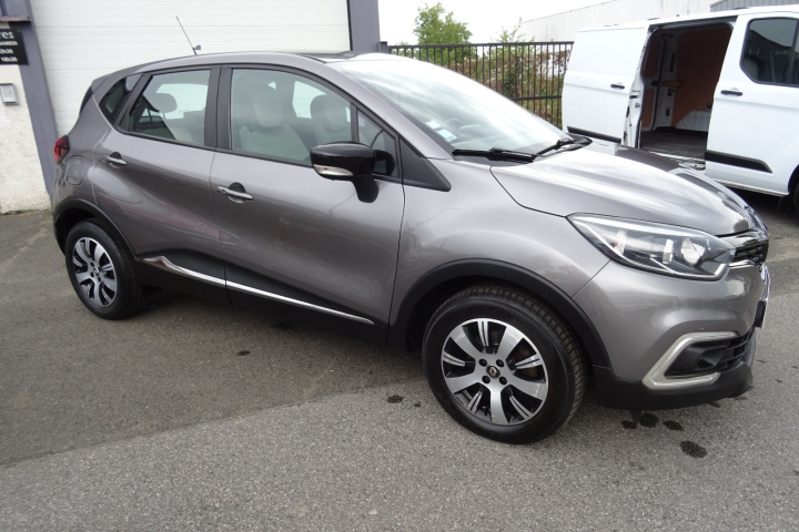 RENAULT CAPTUR BUSINESS
