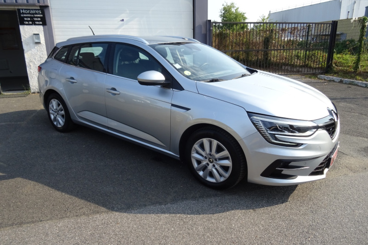 RENAULT MEGANE IV ESTATE BUSINESS